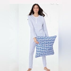 NEW, no tags, ROLLER RABBIT Blue Hearts Pajamas — Top & Bottom — XL